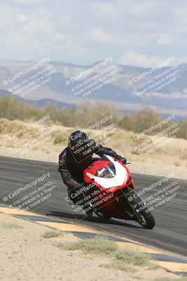 media/May-05-2025-Moto Forza (Mon) [[3c1838c5e5]]/2-B Group/Session 2 (Turn 7 Inside)/